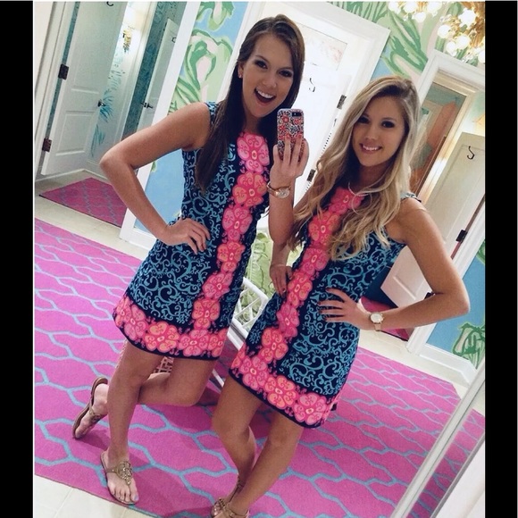 Lilly Pulitzer Delia Navy Fountain Hopping Shift - Picture 7 of 10